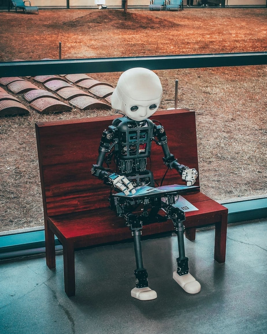 A Detailed Guide to the Development of AI and How the Technology is Impacting Different Industries