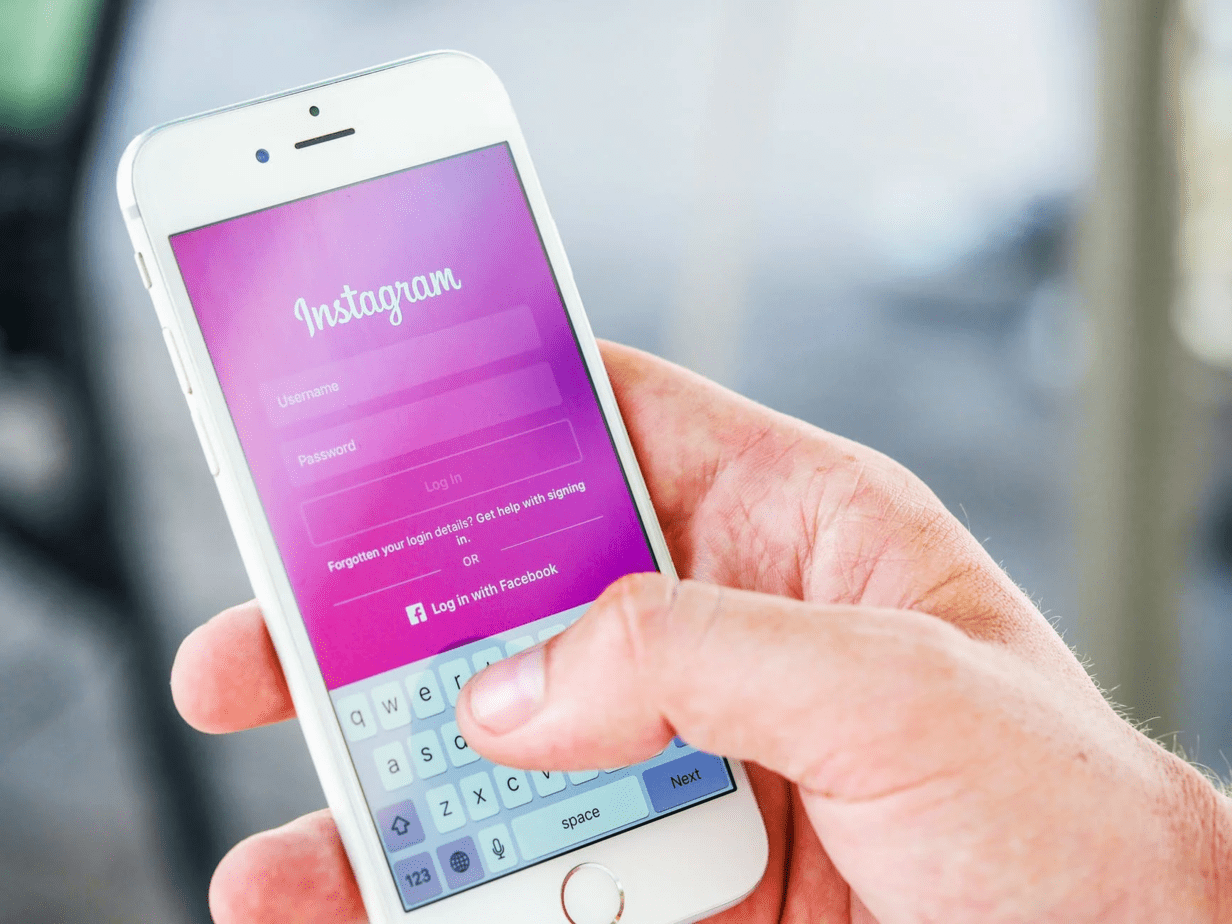 Grow your Instagram by Following These 10 Essentials Steps