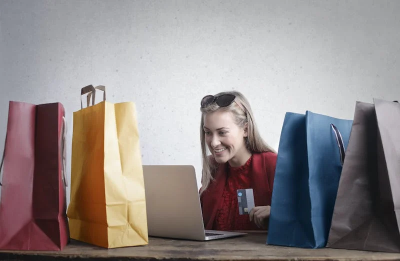 How Outsourcing Can Benefit Your Home-Based eCommerce Business