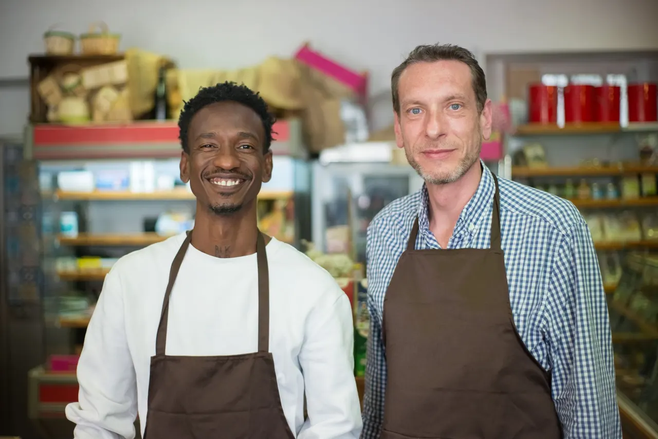 How to Ask for Customer Reviews Without Being Pushy (Scripts That Work)