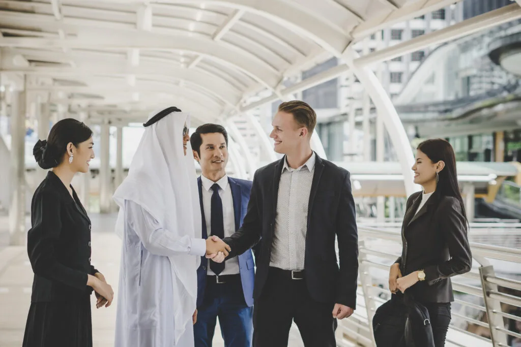 Sizing-up-Business-Expansion-A-Comparative-Look-at-KSA-and-UAE-002