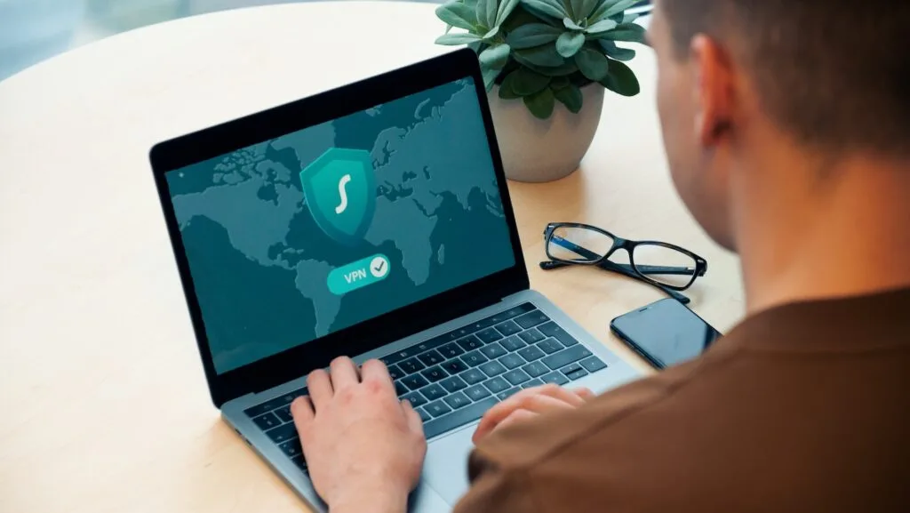 6-Common-Cybersecurity-Threats-For-Digital-Marketers-002