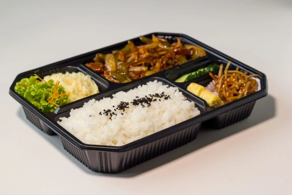  How-Specialized-Meal-Deliveries-Impact-Employee-Satisfaction-001
