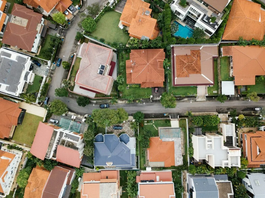 Unlocking-the-Secrets-to-Real-Estate-Listing-002