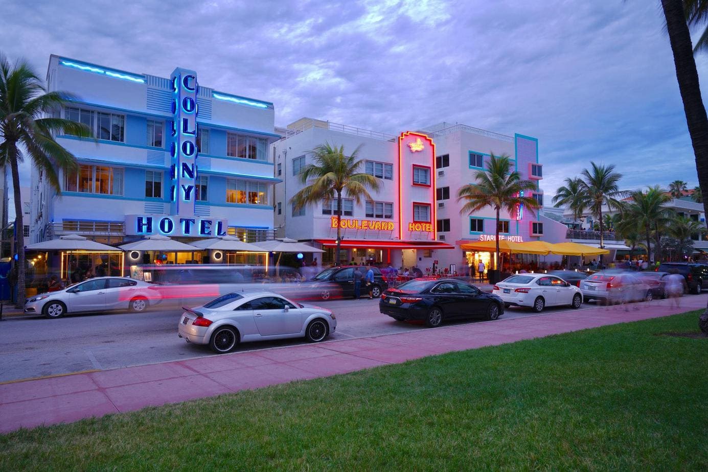 Online Marketing for Hotels: Useful Tips From the Industry Experts