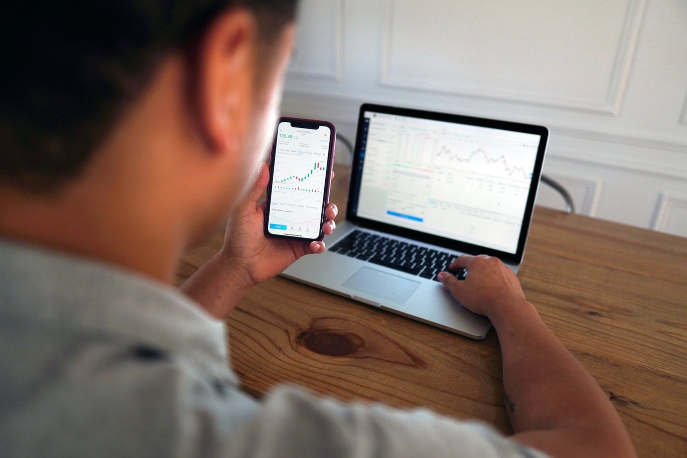 5 Things to Consider Before Buying Stocks
