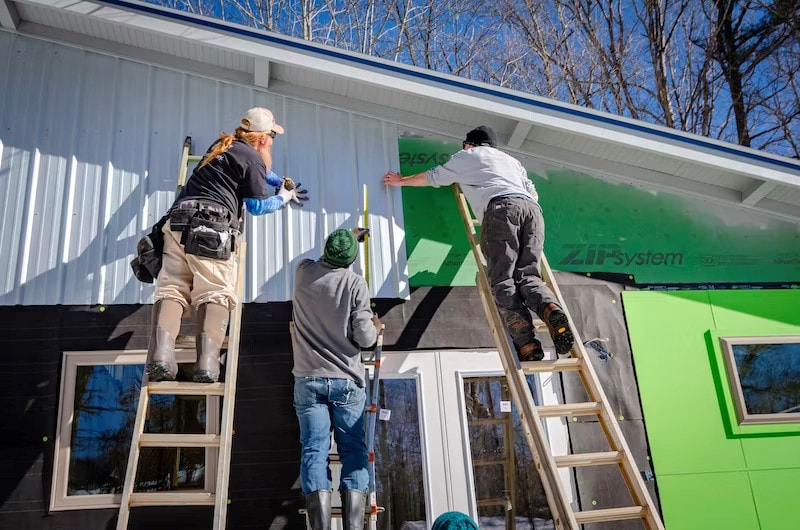 Want To Hire A Construction Crew? Sort These Things Out First