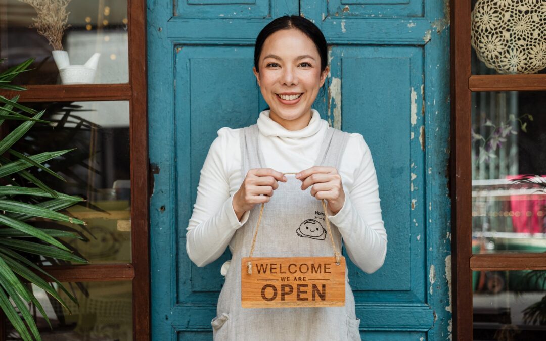 4 Smart Strategies for Marketing Your Hospitality Business Online 