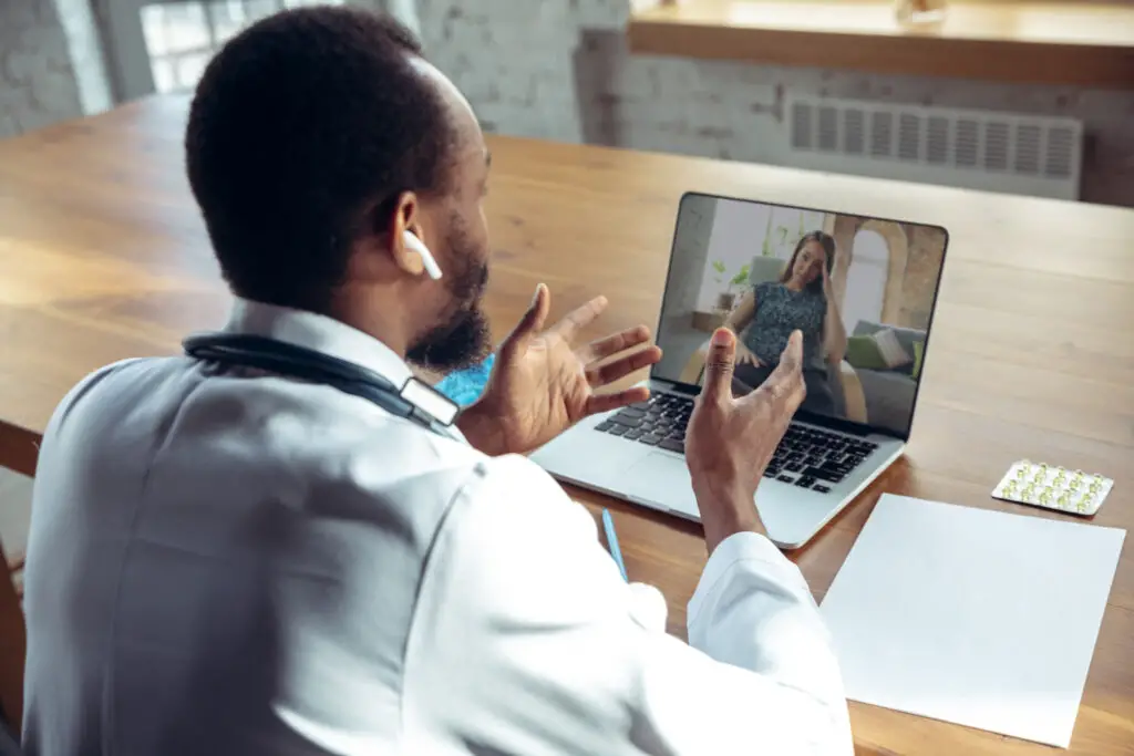 The-Future-of-Telemedicine-Exploring-the-Role-of-Video-Conferencing-002