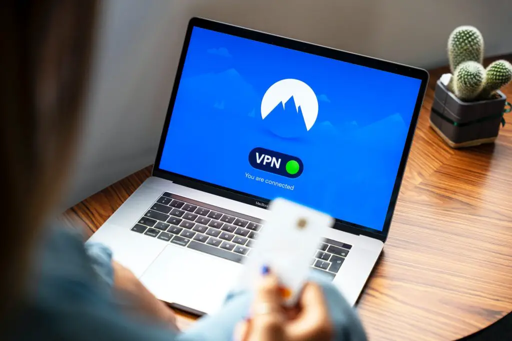 Browse-Safely-And-Freely-With-A-Free-VPN-001