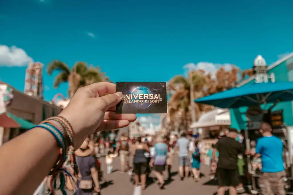 Man holding Universal Studio Orlando ticket